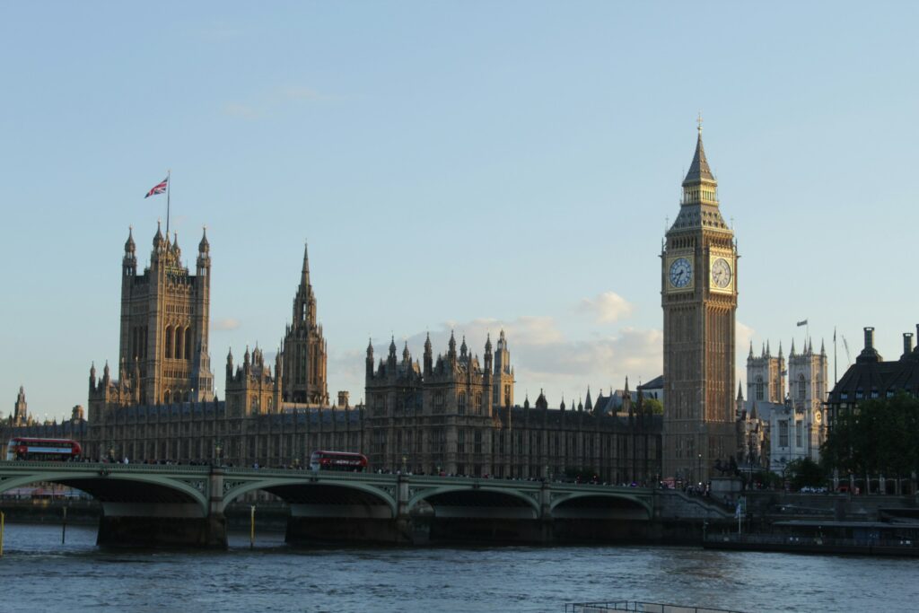 5-Day London Itinerary: From Big Ben to Stonehenge and Beyond