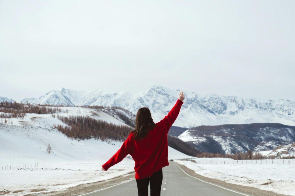 Solo Christmas Escapes: 10 Inspiring Destinations to Travel Alone This Festive Season (2025 Guide)